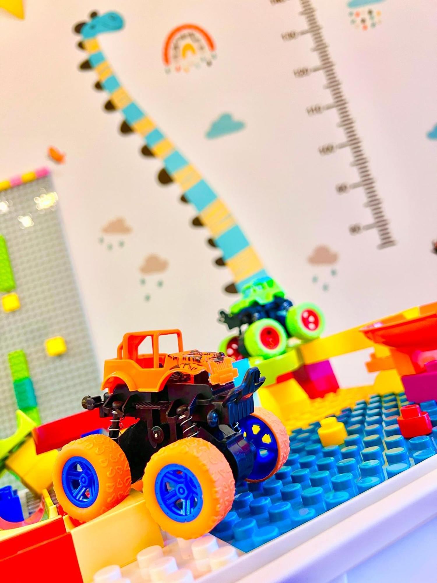 Legoland - Happywonder Suite For Family ,Cozy, Wifi With Nice Garden Pool View! Nusajaya  Exterior photo
